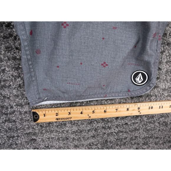 Volcom Board Shorts Mens 30 Gray Solid Geometric Print Pure Function Beach Surf - Picture 12 of 14